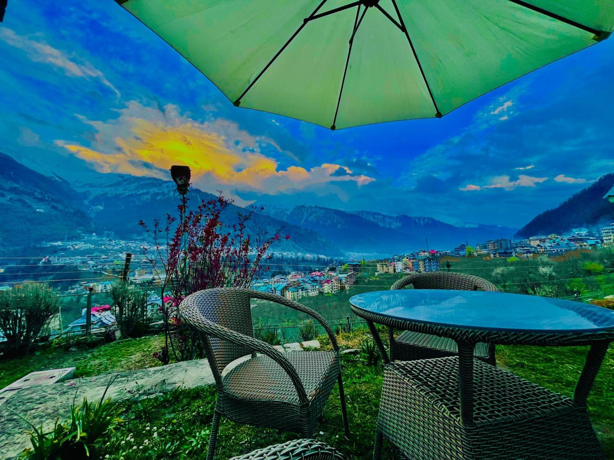 Himalayan River Mountain View 2 Bedrooms Cottage, Manali Exteriör bild
