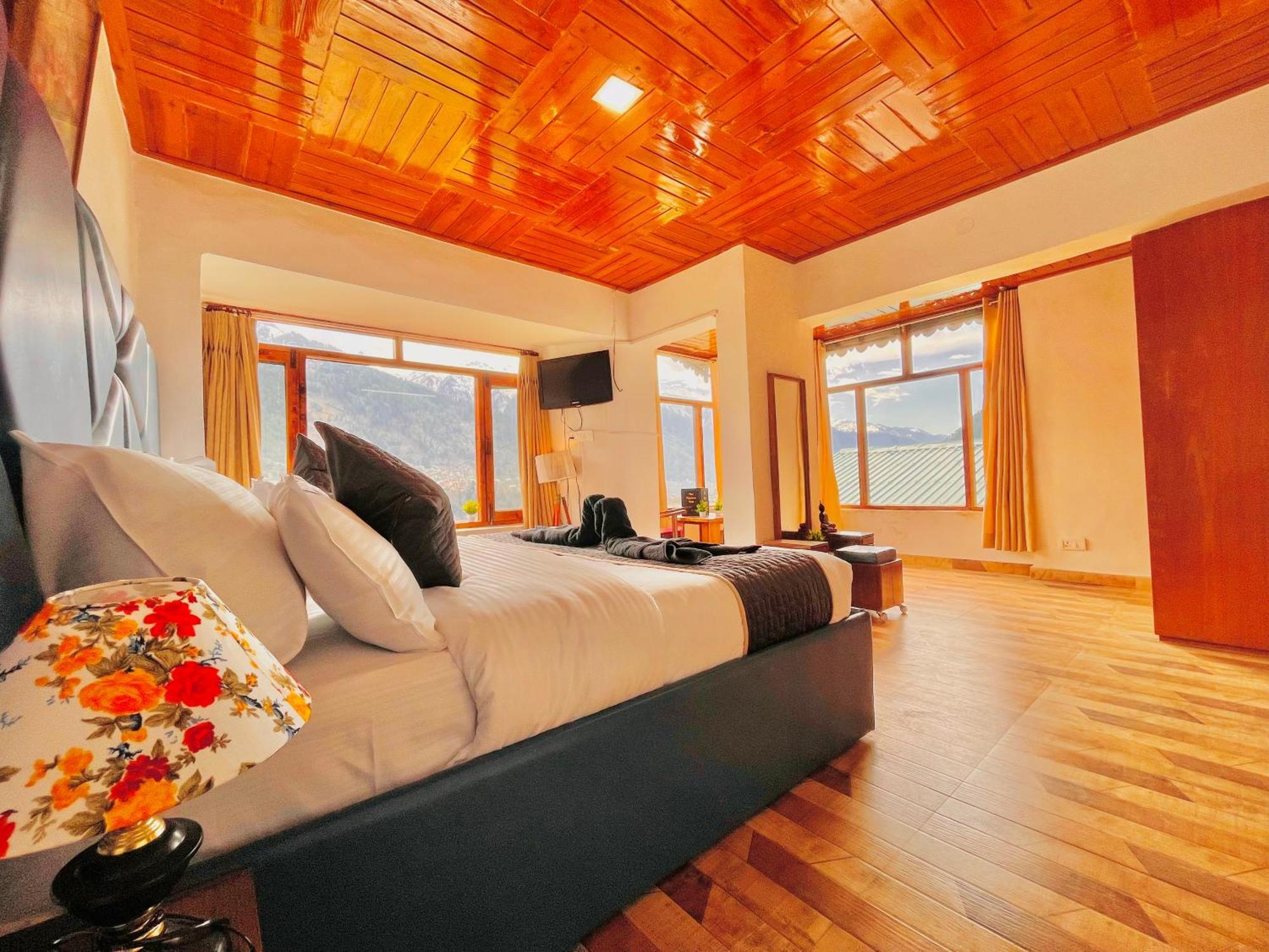Himalayan River Mountain View 2 Bedrooms Cottage, Manali Exteriör bild