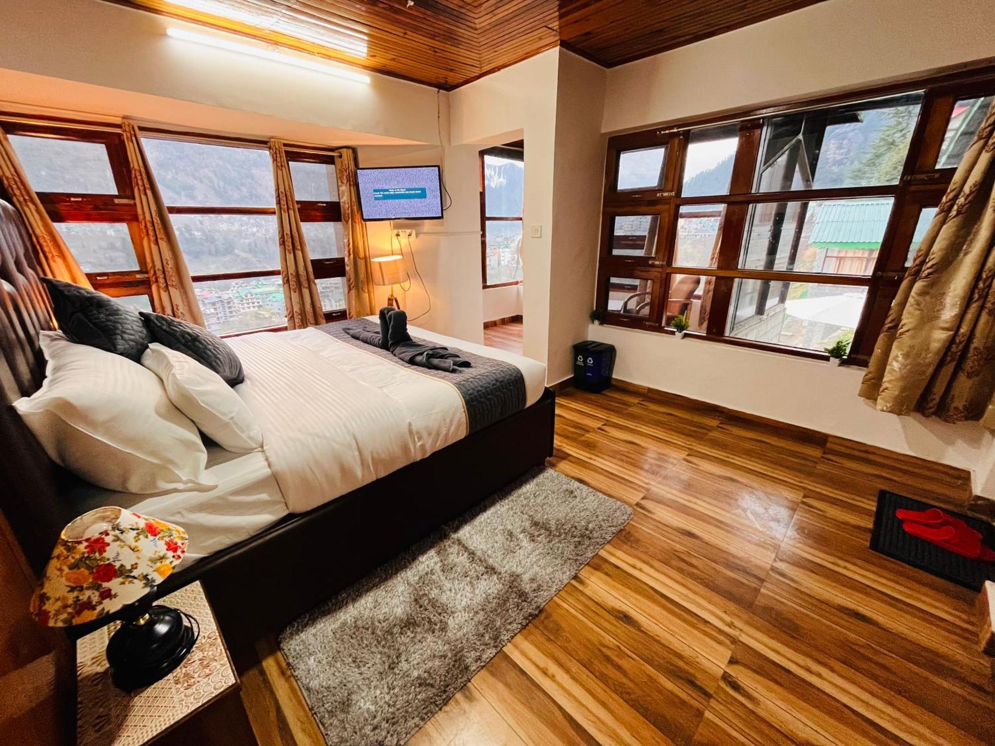 Himalayan River Mountain View 2 Bedrooms Cottage, Manali Exteriör bild