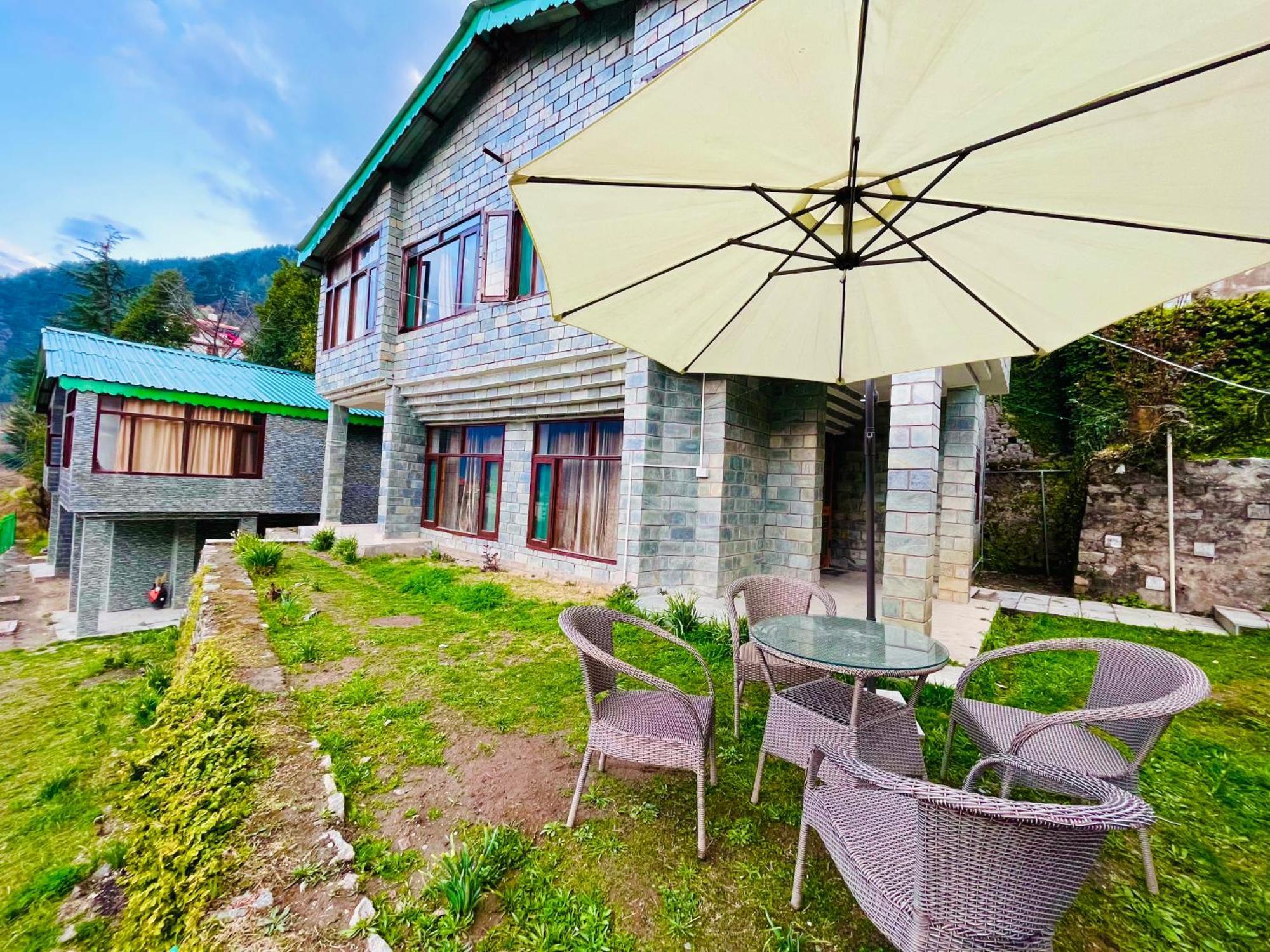Himalayan River Mountain View 2 Bedrooms Cottage, Manali Exteriör bild