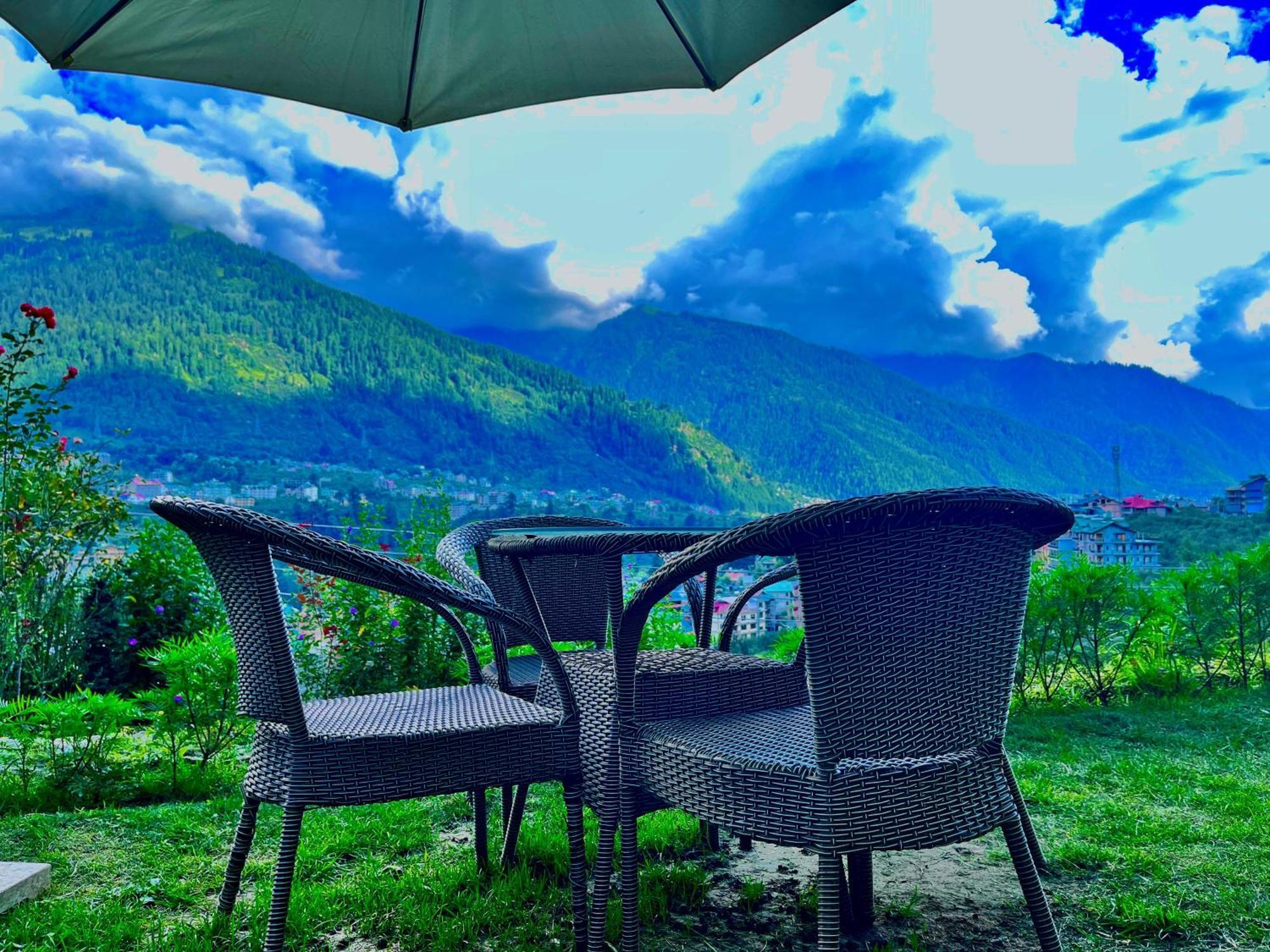 Himalayan River Mountain View 2 Bedrooms Cottage, Manali Exteriör bild