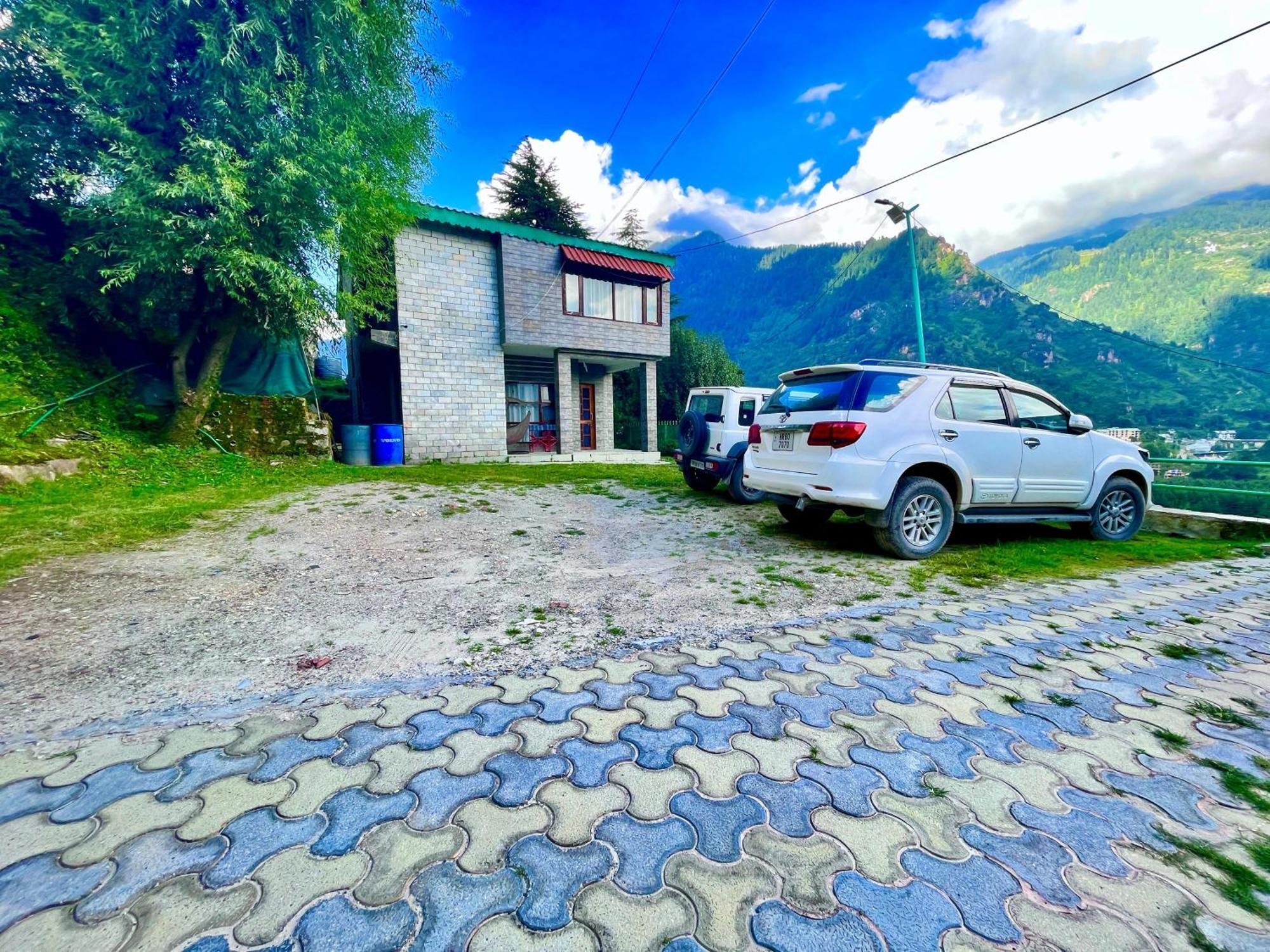 Himalayan River Mountain View 2 Bedrooms Cottage, Manali Exteriör bild