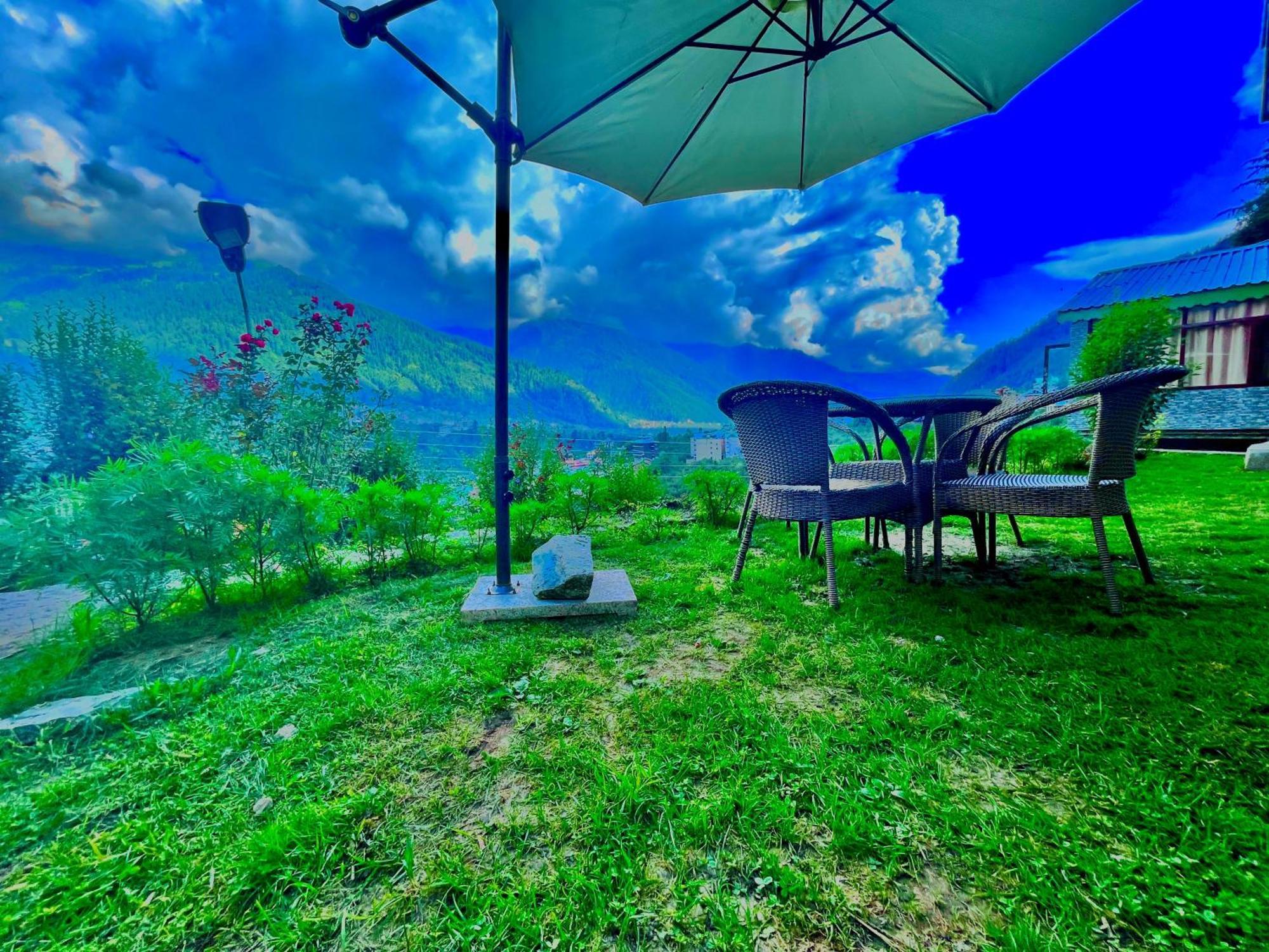 Himalayan River Mountain View 2 Bedrooms Cottage, Manali Exteriör bild